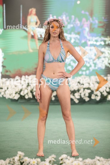  Tjaša Železen, manekenkaModna revija Lisca za pomlad-poletje 2023: Hedonizem, ljubezen in uporništvo