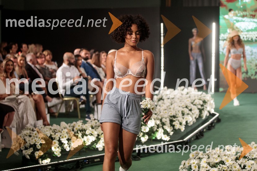  Emma Peralta, zmagovalka World Top Model Slovenije 2018Modna revija Lisca za pomlad-poletje 2023: Hedonizem, ljubezen in uporništvo