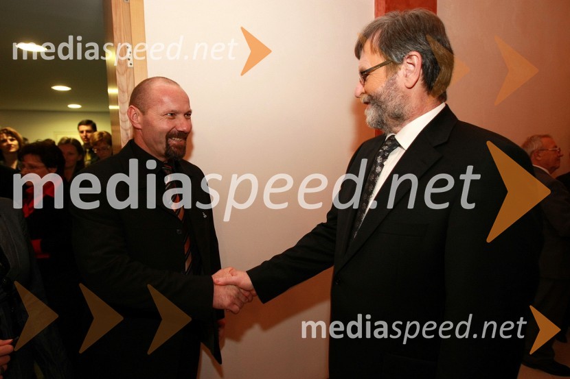 Prof. dr. Niko Samec, dekan Fakultete za strojništvo Univerze v Mariboru in prof. dr. Ivan Rozman, rektor Univerze v MariboruPonovoletni sprejem rektorja Univerze v Mariboru