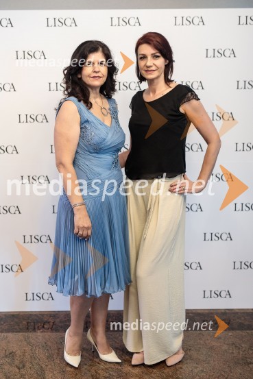  Vesna Južna, lastnica podjetja Lisca;  Tamara Busar, vodja projektov v marketingu, LiscaModna revija Lisca za pomlad-poletje 2023: Hedonizem, ljubezen in uporništvo