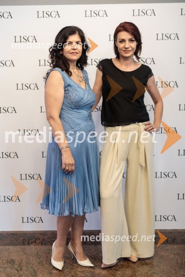  Vesna Južna, lastnica podjetja Lisca;  Tamara Busar, vodja projektov v marketingu, LiscaModna revija Lisca za pomlad-poletje 2023: Hedonizem, ljubezen in uporništvo