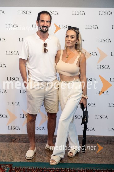  Marko  Pavlović, podjetnik;  Katarina Benček, social media influencerka, avtorica knjigeModna revija Lisca za pomlad-poletje 2023: Hedonizem, ljubezen in uporništvo