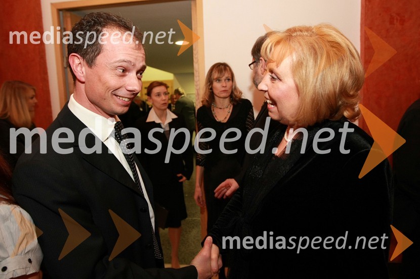 Marko Marhl, prorektor za mednarodno sodelovanje Univerze v Mariboru in dr. Janja Črčinovič Rozman, soproga prof. dr. Ivana Rozmana, rektorja Univerze v MariboruPonovoletni sprejem rektorja Univerze v Mariboru