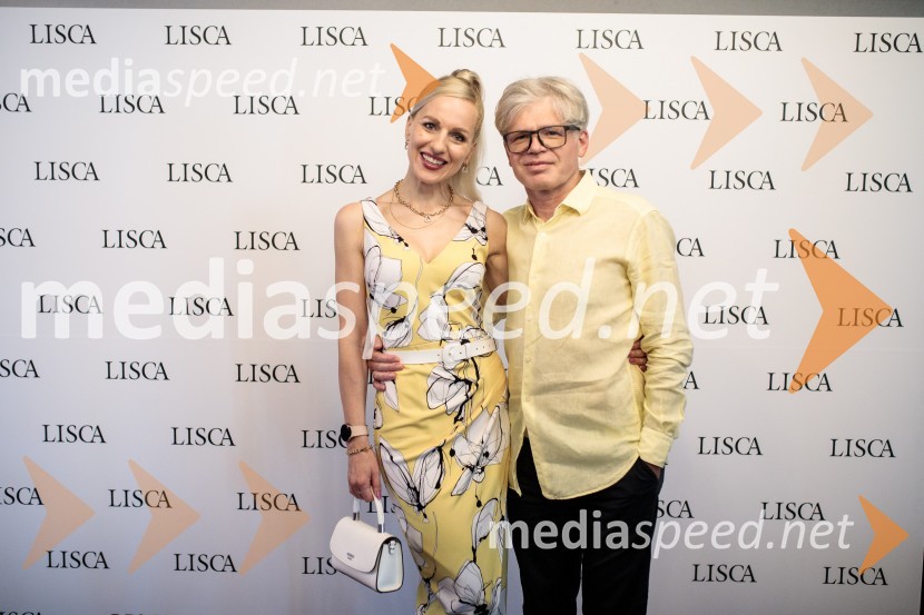  Nika Ambrožič Urbas, modna kreatorka in ustanoviteljica modne znamke Marija Moderna;  Matjaž AmbrožičModna revija Lisca za pomlad-poletje 2023: Hedonizem, ljubezen in uporništvo