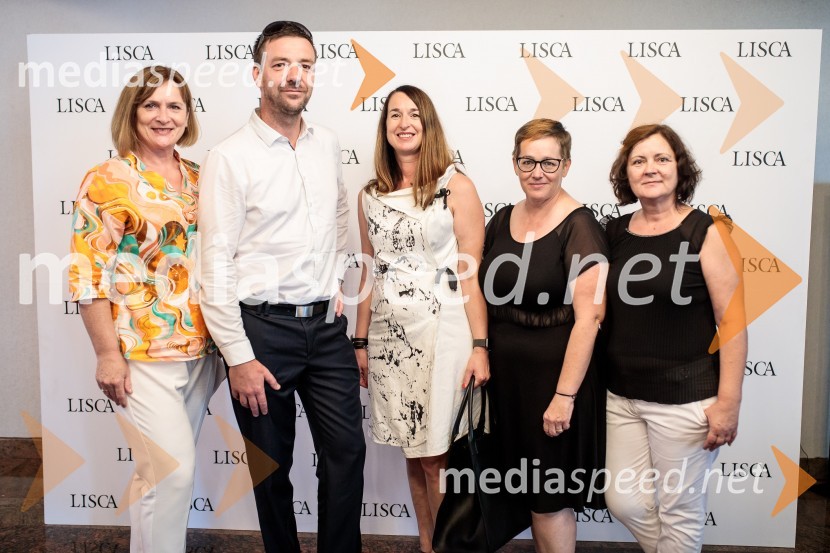  ... ;  Rok Bosina;  Josipa Poljičak, direktorica Lisca moda Hrvaška;  ... ;  ... Modna revija Lisca za pomlad-poletje 2023: Hedonizem, ljubezen in uporništvo