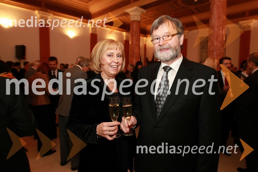 Prof. dr. Ivan Rozman, rektor Univerze v Mariboru in njegova soproga dr. Janja Črčinovič RozmanPonovoletni sprejem rektorja Univerze v Mariboru
