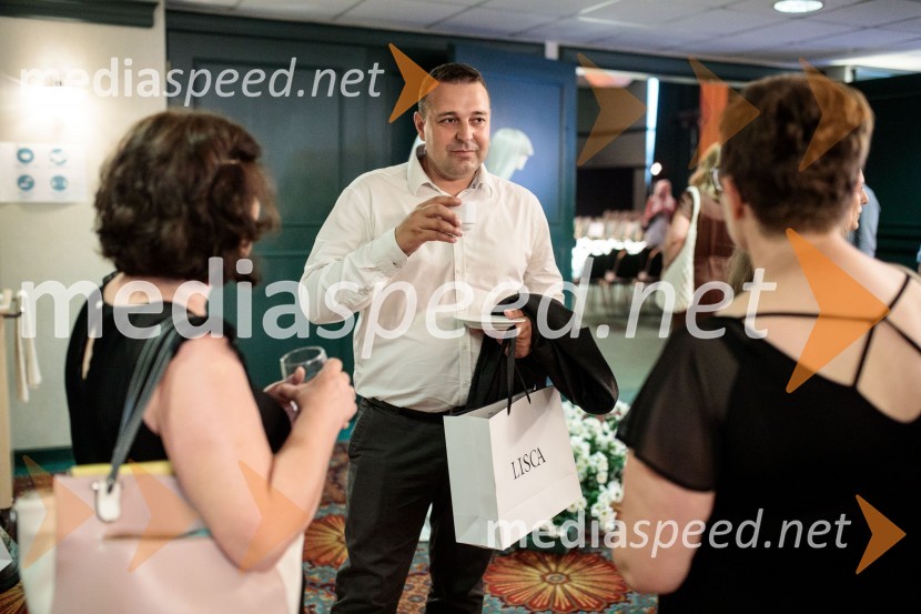 Modna revija Lisca za pomlad-poletje 2023: Hedonizem, ljubezen in uporništvo