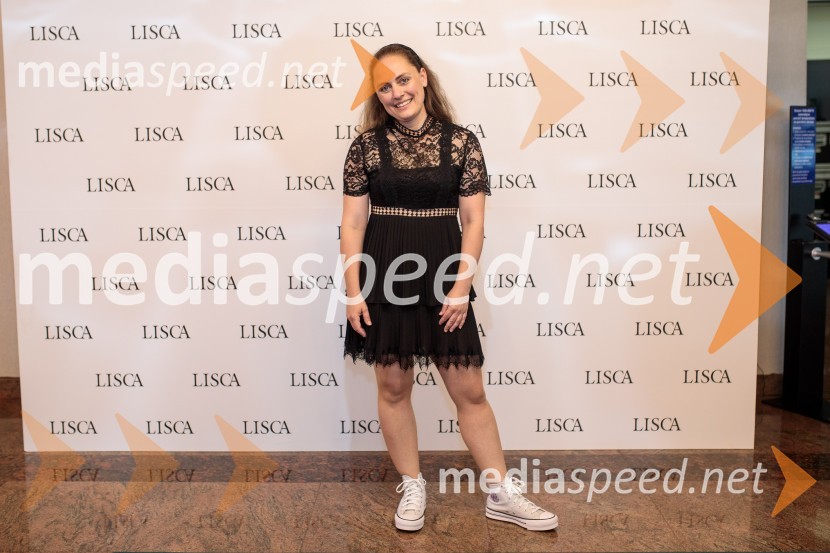  Barbara Pungerčič Puntar, vodja marketinga v podjetju LiscaModna revija Lisca za pomlad-poletje 2023: Hedonizem, ljubezen in uporništvo