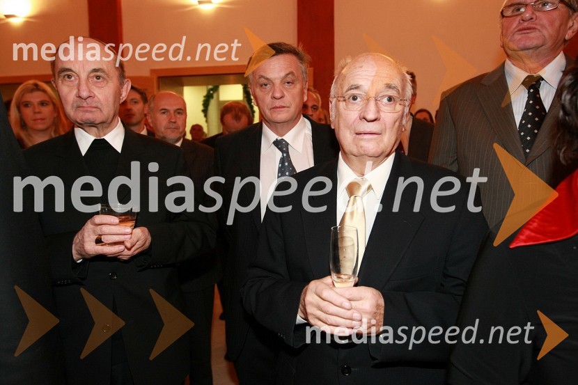 Dr. Franc Kramberger, mariborski nadškof in metropolit, prof. dr. Ivan Krajnc, dekan Medicinske fakultete Univerze v Mariboru in ...Ponovoletni sprejem rektorja Univerze v Mariboru