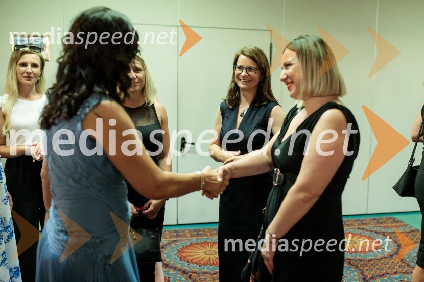 Modna revija Lisca za pomlad-poletje 2023: Hedonizem, ljubezen in uporništvo