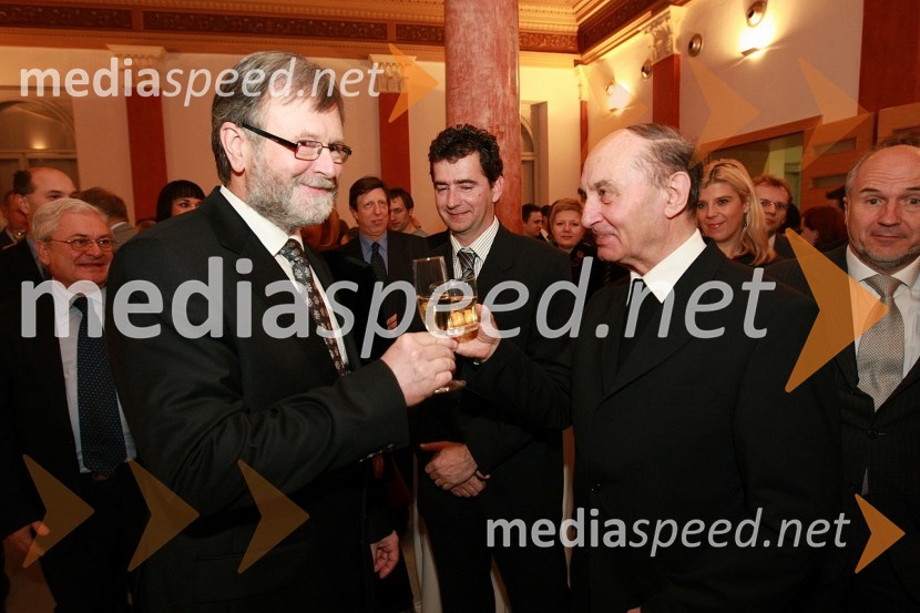 Prof. dr. Ivan Rozman, rektor Univerze v Mariboru, Rok Peče, mariborski podžupan in dr. Franc Kramberger, mariborski nadškof in metropolitPonovoletni sprejem rektorja Univerze v Mariboru