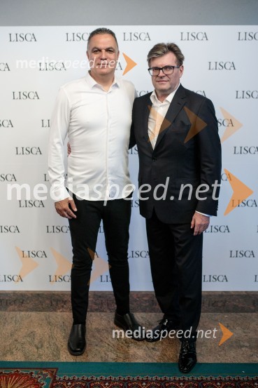  ... ;  Dari Južna,  lastnik podjetja LiscaModna revija Lisca za pomlad-poletje 2023: Hedonizem, ljubezen in uporništvo