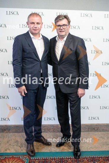  ... ;  Dari Južna,  lastnik podjetja LiscaModna revija Lisca za pomlad-poletje 2023: Hedonizem, ljubezen in uporništvo