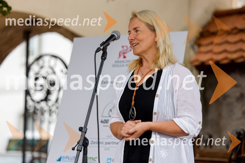  Andreja Valant, pomočnica direktorja CSD KranjKranjska dolga miza 2022, Zeleni kulinarični dogodek