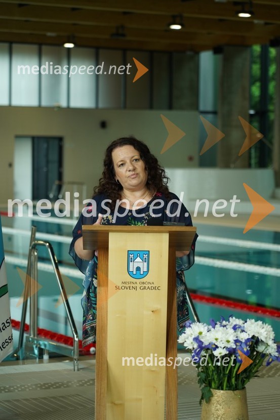  Marija Lah, direktorica SpoturOtvoritev in ogled bazenskega kompleksa Aqualatio, Slovenj Gradec