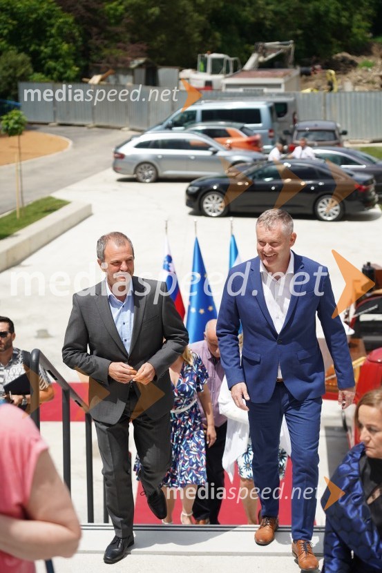  Uroš Brežan, minister za okolje in prostor;  Tilen Klugler, župan, mestna Občina Slovenj GradecOtvoritev in ogled bazenskega kompleksa Aqualatio, Slovenj Gradec