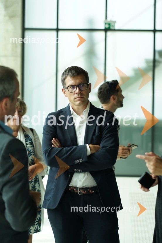  Marko Trampuž, direktor podjetja Kolektor ConstructionOtvoritev in ogled bazenskega kompleksa Aqualatio, Slovenj Gradec