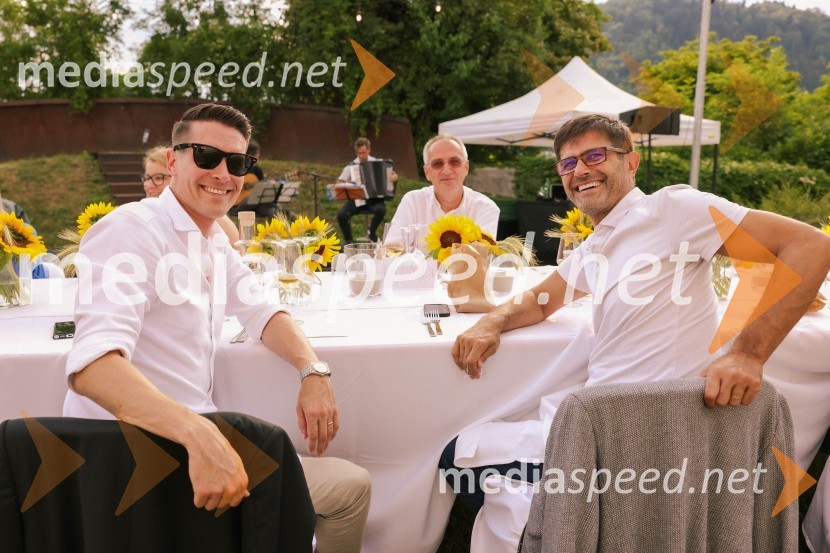  Janez Černe, podžupan Mestne občine Kranj;  Matjaž Rakovec, župan Mestne občine KranjKranjska dolga miza 2022, Zeleni kulinarični dogodek