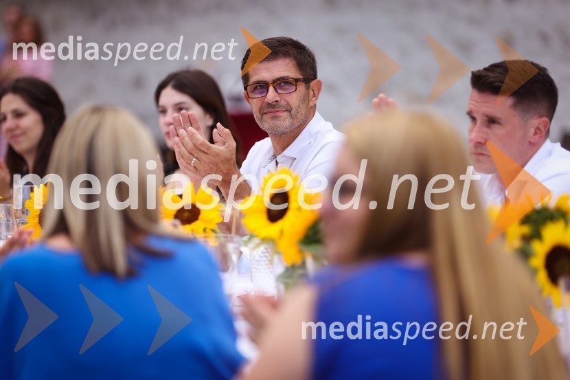  Matjaž Rakovec, župan Mestne občine KranjKranjska dolga miza 2022, Zeleni kulinarični dogodek