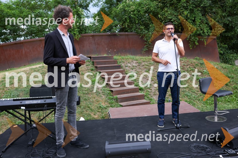  Toni Cahunek, igralec, novinar;  Matjaž Rakovec, župan Mestne občine KranjKranjska dolga miza 2022, Zeleni kulinarični dogodek