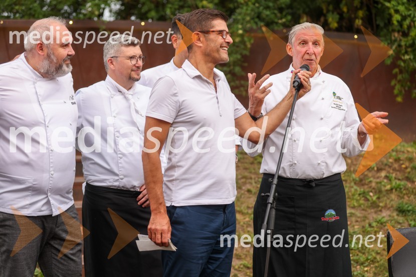  ... ;  ... ;  Matjaž Rakovec, župan Mestne občine Kranj;  Jožef OseliKranjska dolga miza 2022, Zeleni kulinarični dogodek