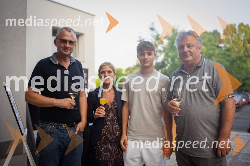  ... ;  ... ;  ... ;  Roman Leljak, župan občine RadenciMiss turizma 2022 je Inja Lebar