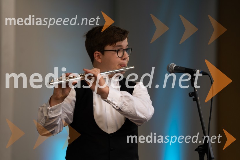  Lukas GrumMiss turizma 2022 je Inja Lebar