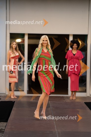  Anita Švajger, 2. spremljevalka miss turizma 2022Miss turizma 2022 je Inja Lebar