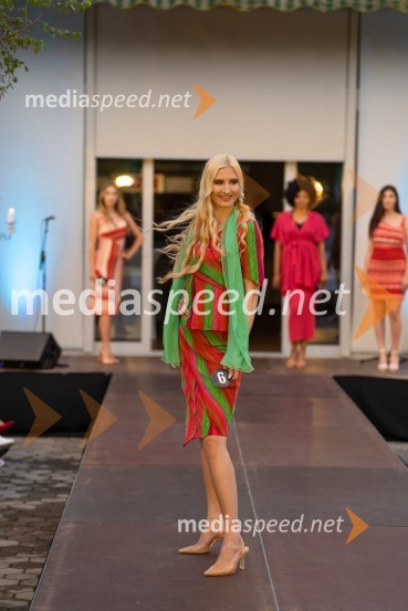  Anita Švajger, 2. spremljevalka miss turizma 2022Miss turizma 2022 je Inja Lebar