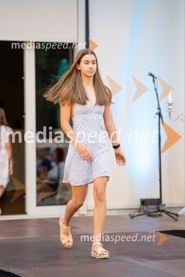 Miss turizma 2022 je Inja Lebar