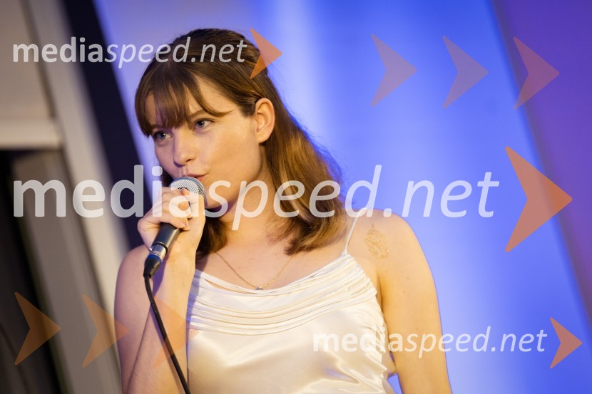  Špela  Jezovšek - Stella, pevkaMiss turizma 2022 je Inja Lebar