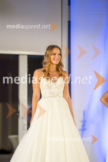  Nika Benotič, finalistka Miss Slovenije 2018, Miss Slovenskih novic 2018Miss turizma 2022 je Inja Lebar