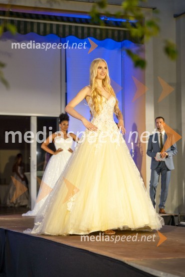  Anita Švajger, 2. spremljevalka miss turizma 2022Miss turizma 2022 je Inja Lebar