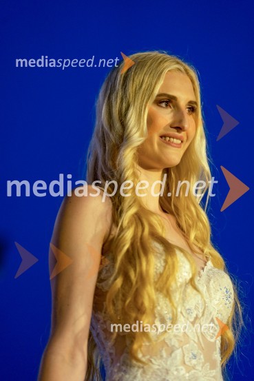  Anita Švajger, 2. spremljevalka miss turizma 2022Miss turizma 2022 je Inja Lebar