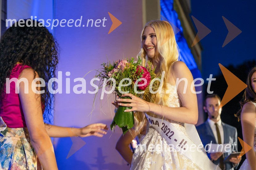  Anita Švajger, 2. spremljevalka miss turizma 2022Miss turizma 2022 je Inja Lebar