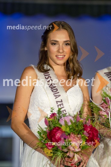  Katarina Sever, miss Radia Zeleni valMiss turizma 2022 je Inja Lebar