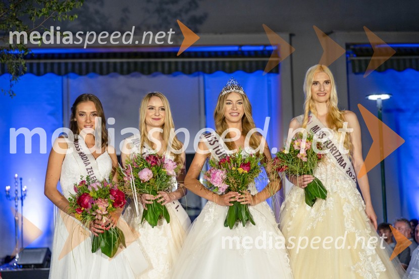 Katarina Sever, miss Radia Zeleni val;  Nina Kokot;  Inja Lebar, miss turizma 2022;  Anita Švajger, 2. spremljevalka miss turizma 2022Miss turizma 2022 je Inja Lebar