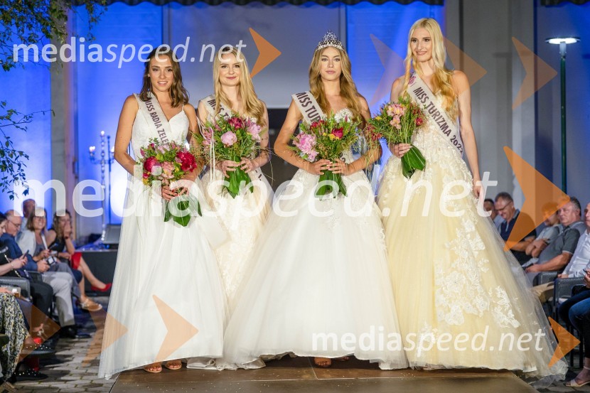  Katarina Sever, miss Radia Zeleni val;  Nina Kokot;  Inja Lebar, miss turizma 2022;  Anita Švajger, 2. spremljevalka miss turizma 2022Miss turizma 2022 je Inja Lebar