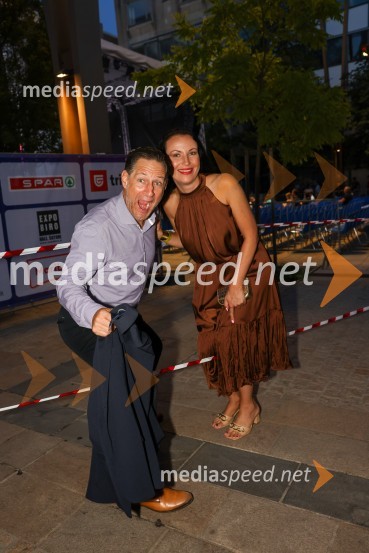  John Denhof, predsednik uprave NKBM;  Melita Pipuš30. Festival Lent, otvoritev z Magnificom