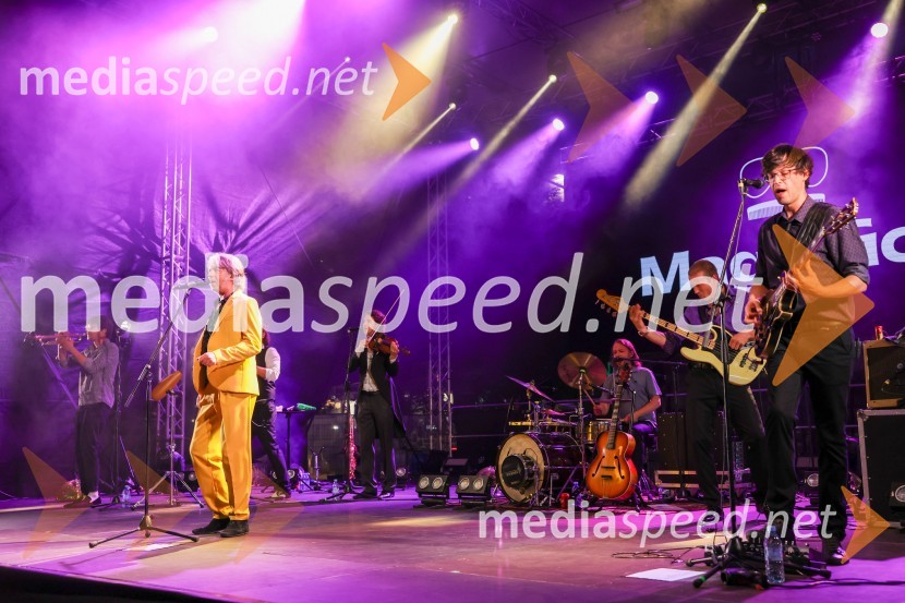  Robert Pešut - Magnifico, glasbenik30. Festival Lent, otvoritev z Magnificom