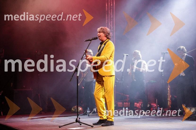  Robert Pešut - Magnifico, glasbenik30. Festival Lent, otvoritev z Magnificom