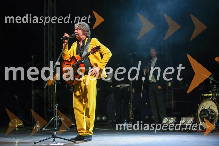  Robert Pešut - Magnifico, glasbenik30. Festival Lent, otvoritev z Magnificom