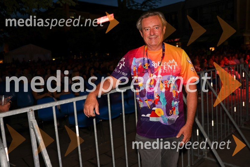  Vladimir  Rukavina Gogo, direktor Narodnega doma Maribor ter direktor Festivala Lent 30. Festival Lent, otvoritev z Magnificom