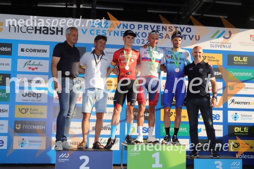  Aleksander Saša Arsenovič, župan, Mestna občina Maribor;  ... ;  Matevž Govekar, kolesar;  Kristijan Koren, kolesar;  Luka Mezgec, kolesar;  ... Državno prvenstvo v kolesarstvu, Podelitev in koncert