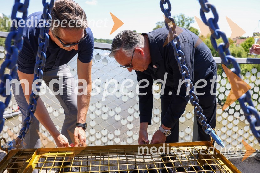  Vladimir Mauko, direktor občinske uprave; mag. Karl Lautner, župan občine Bad RadkersburgDan odprtih kleti 2022 v Radgonskih goricah