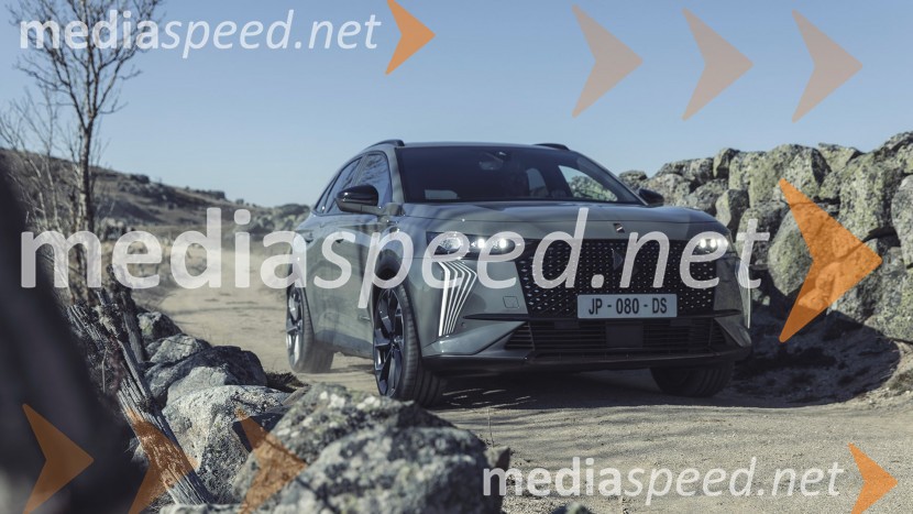 Novi DS 7: Prefinjenost je edina prava pot