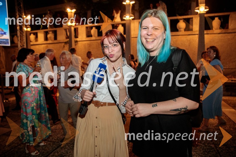  ... ;  Tanja Divac, novinarkaWest Side Story, muzikal, Festival Ljubljana 2022