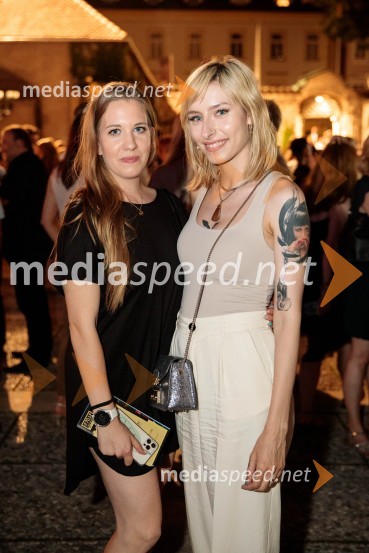  ... ;  Sara Briški Cirman - Raiven, pevka, harfistkaWest Side Story, muzikal, Festival Ljubljana 2022