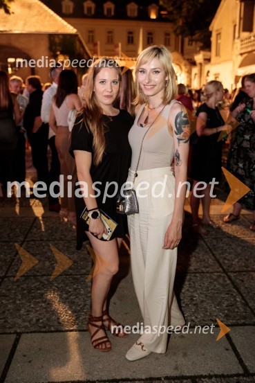  ... ;  Sara Briški Cirman - Raiven, pevka, harfistkaWest Side Story, muzikal, Festival Ljubljana 2022