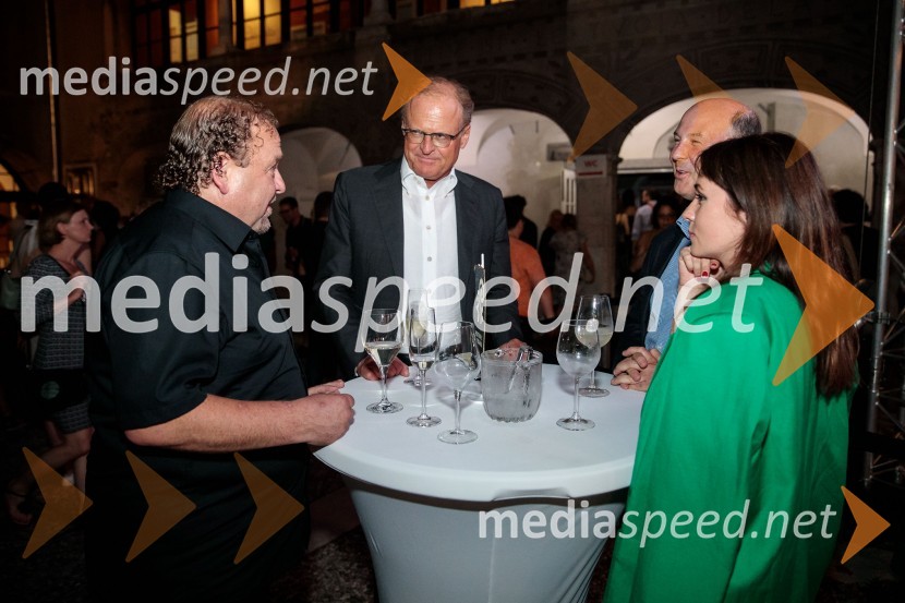  Darko  Brlek, direktor in umetniški vodja, Festival Ljubljana;  Janez  Škrabec, direktor Riko d.o.o.;  ... ;  ... West Side Story, muzikal, Festival Ljubljana 2022